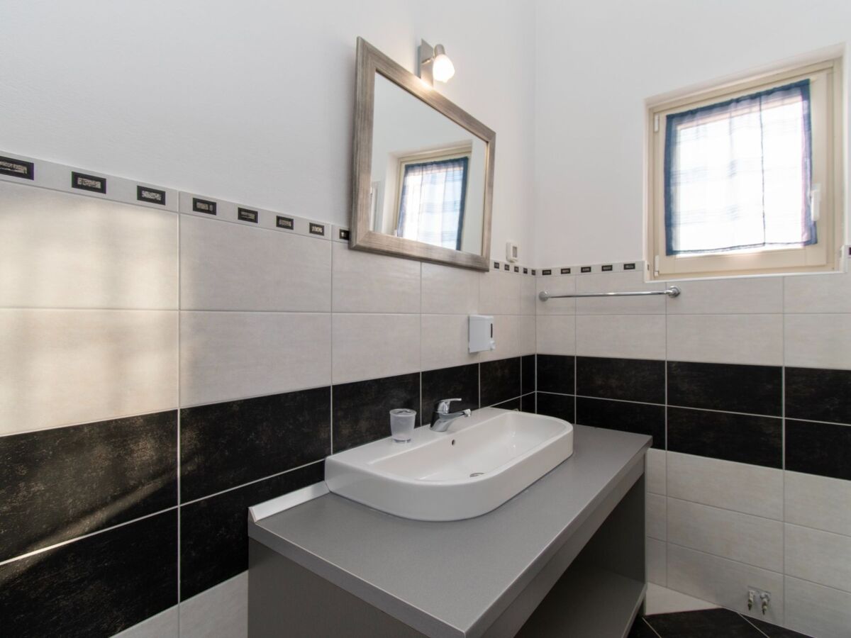 Villa Colomba : maison 4 chambres avec piscine privée - Photo 27