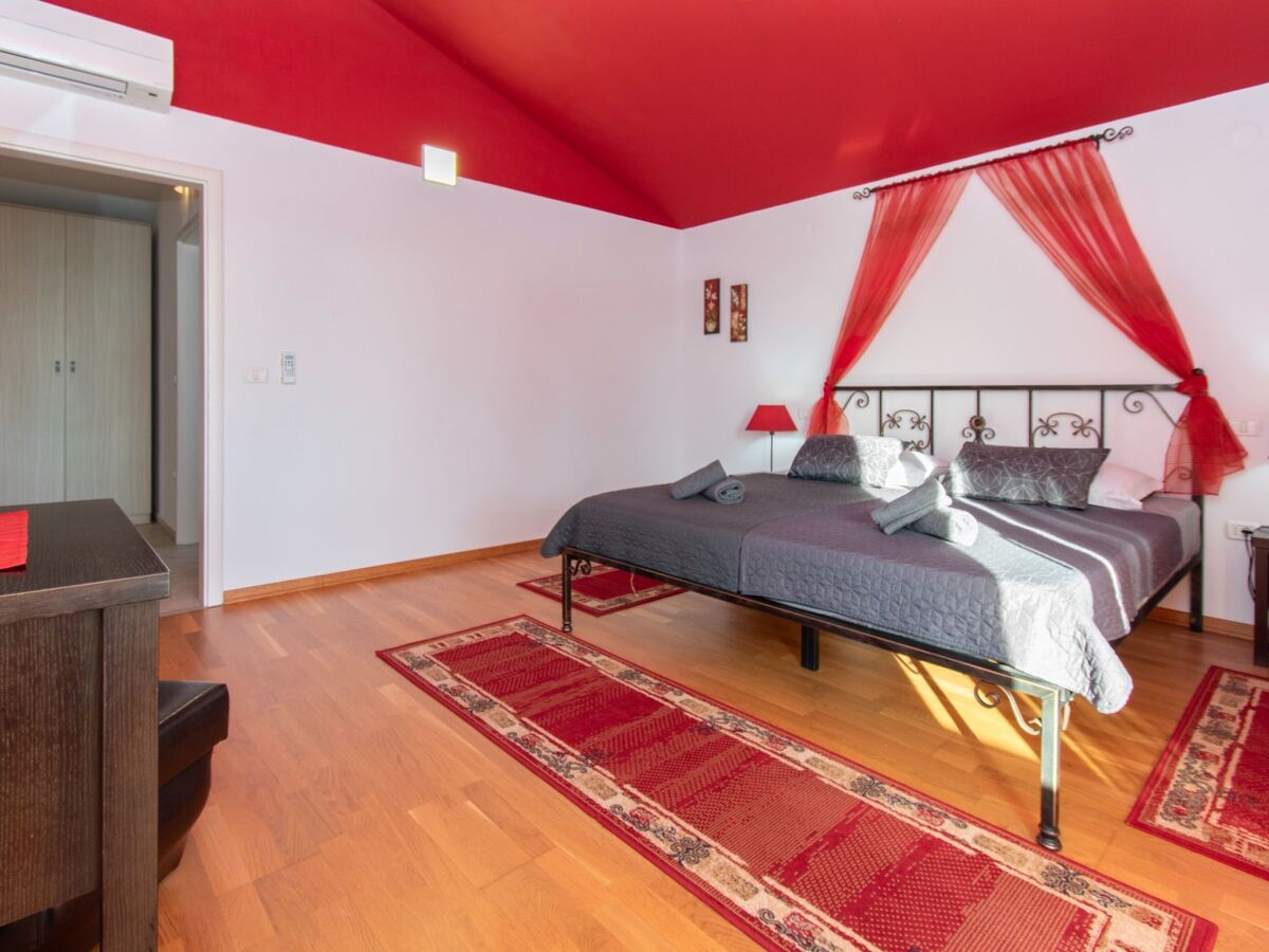 Villa Colomba : maison 4 chambres avec piscine privée - Photo 38