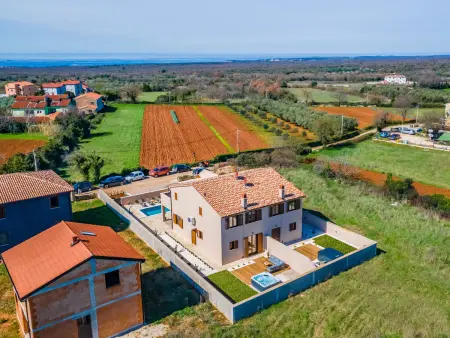 Villa Belaj avec piscine, sauna et jacuzzi à Vodnjan : photo 3