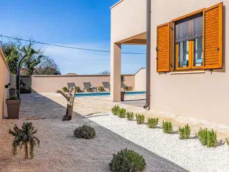Villa Belaj avec piscine, sauna et jacuzzi à Vodnjan : photo 9