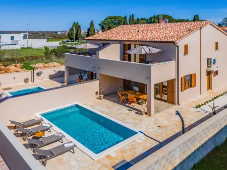 Villa Belaj avec piscine, sauna et jacuzzi à Vodnjan : photo 32