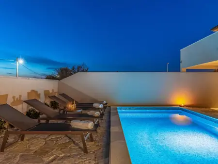 Villa Belaj avec piscine, sauna et jacuzzi à Vodnjan : photo 37