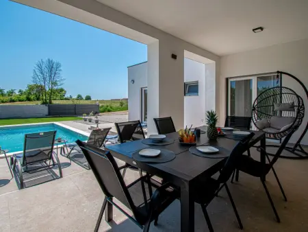 Villa Leny - Maison 3 chambres avec piscine privée : photo 48