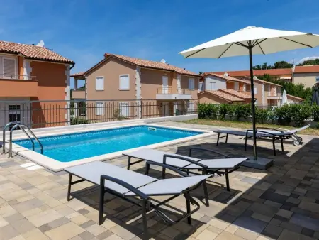 Villa Lotus 13I : maison 3 chambres avec piscine à Pula : photo 4