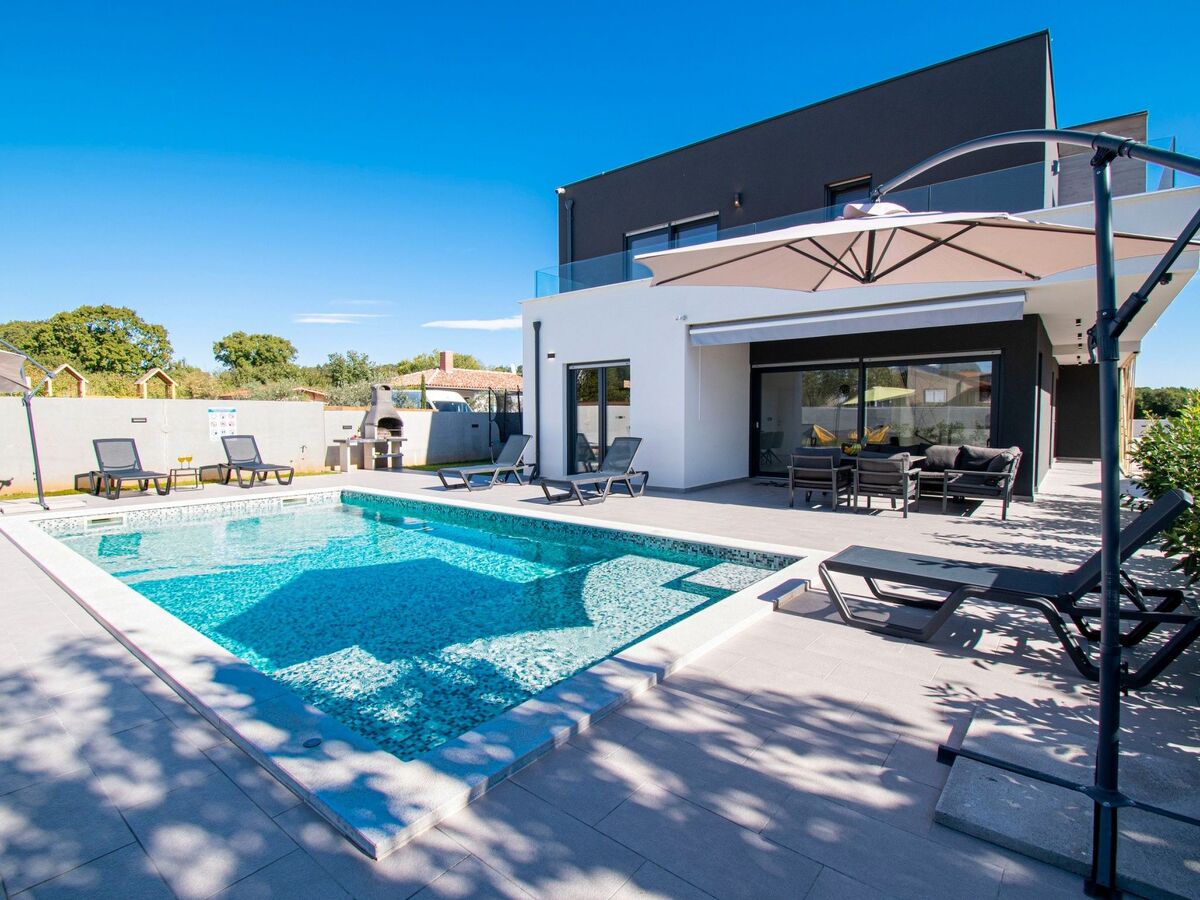 Villa Elite Pula : 8 chambres, 2 piscines privées - Photo 6