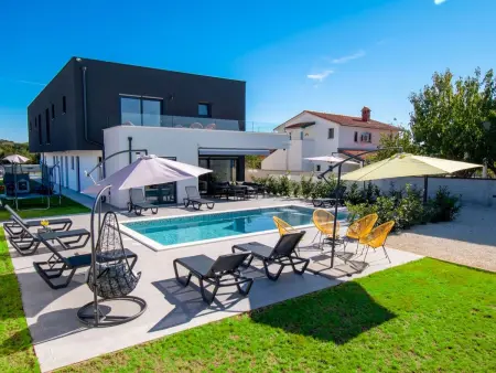 Villa Elite Pula : 8 chambres, 2 piscines privées