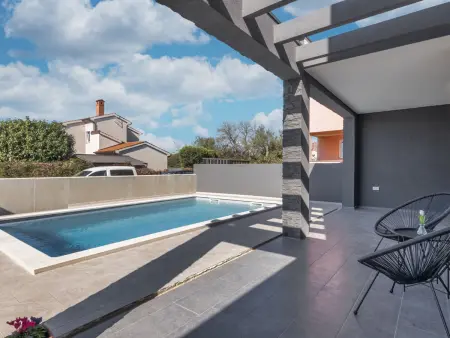 Villa Maeni, maison moderne 4 chambres avec piscine privée : photo 3