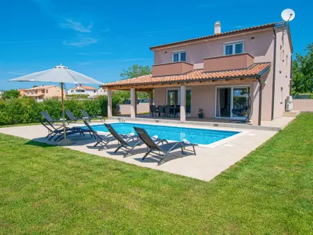 Villa Enjoy à Pula : 4 chambres, piscine privée, 8 personnes : photo 3