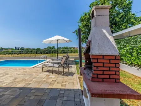 Villa Lotus 13F - Maison 4 chambres avec piscine à Pula : photo 5
