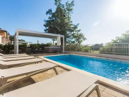 Villa Lotus 13D - Maison 10 pers. avec piscine à Pula : photo 5
