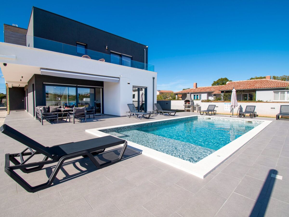 Villa Elite 2, maison 4 chambres avec piscine privée à Pula - Photo 2