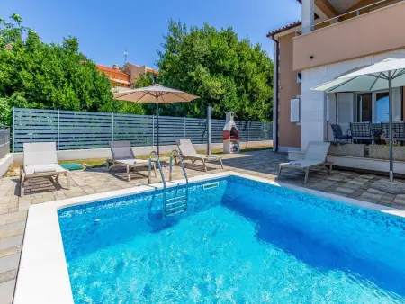 Villa Lotus 13G - Maison 10 pers. piscine à Pula : photo 4