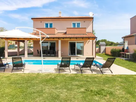 Villa Enjoy : maison 4 chambres piscine privée près de Pula : photo 5