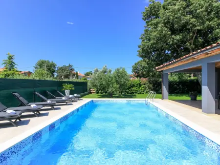 Villa Ketrin, maison 4 chambres avec piscine privée à Pula : photo 1