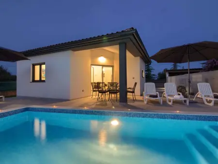 Villa Sissano - Maison 8 pers., piscine privée : photo 3