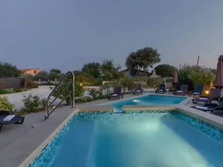 Villa Nera : maison 7 chambres avec piscine et jacuzzi : photo 3