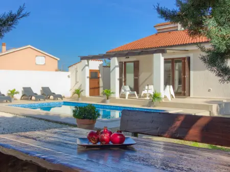 Villa Nina – Maison piscine privée près de Pula : photo 6