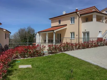 Villa Marisol, maison 4 chambres avec piscine privée à Pula : photo 3