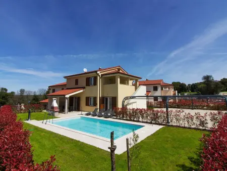 Villa Banjole - Olivia : 2 maisons 20 pers. piscines : photo 2