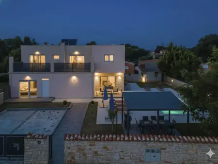 Villa Gogo - Maison moderne 4 chambres avec piscine privée : photo 3