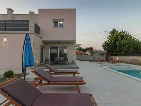 Villa Gogo - Maison moderne 4 chambres avec piscine privée : photo 4