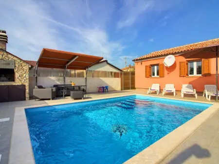 Villa Loborika – Maison avec piscine privée à Pula : photo 1