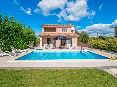 Villa Moki à Pula : maison 3 chambres avec piscine chauffée : photo 2