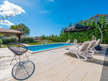 Villa Moki à Pula : maison 3 chambres avec piscine chauffée : photo 4