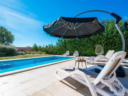 Villa Moki à Pula : maison 3 chambres avec piscine chauffée : photo 6