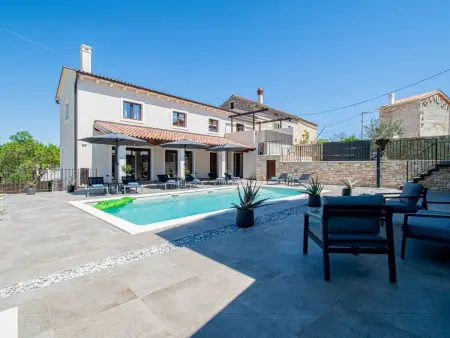 Villa Sirola, maison 4 chambres piscine à Pula : photo 3