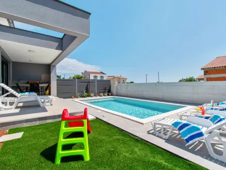 Villa Teo à Pula : maison 75 m² piscine privée : photo 4