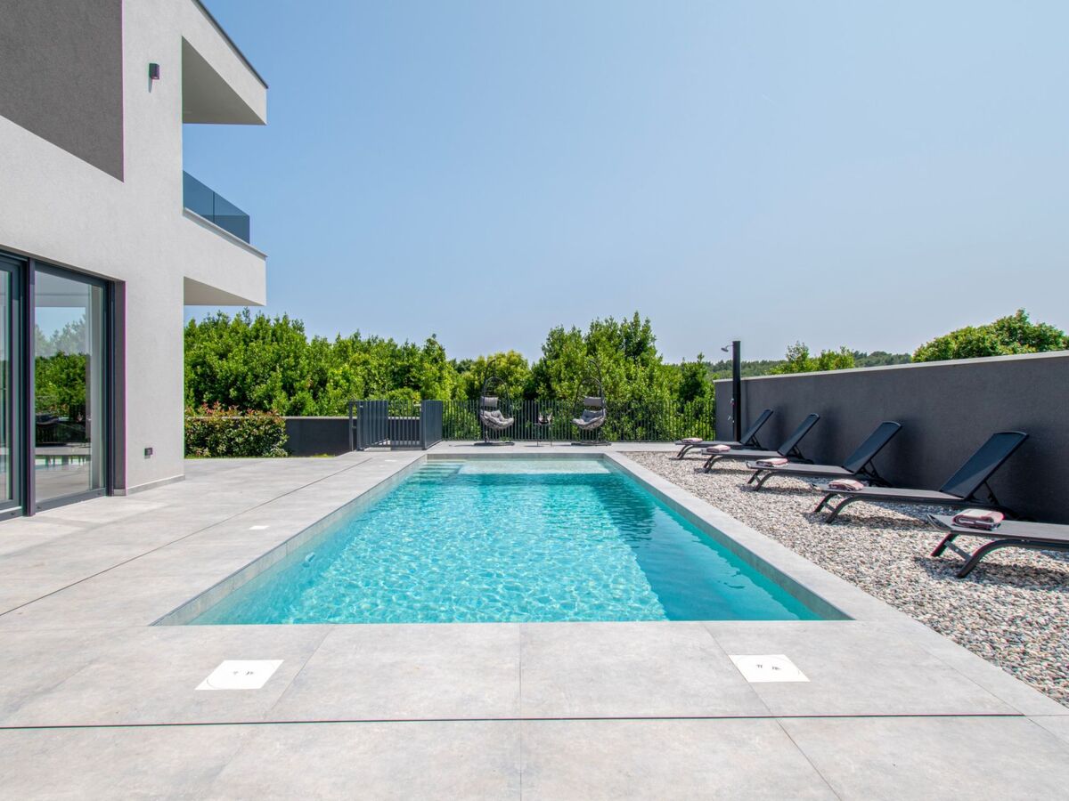 Villa Delecto – 4 chambres avec piscine privée à Pula - Photo 5
