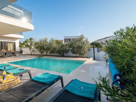 Villa Ajlin à Medulin : 4 chambres, piscine et plage à 300 m : photo 3