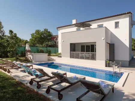 Villa Medulin II – Maison 8 pers. piscine privée : photo 5