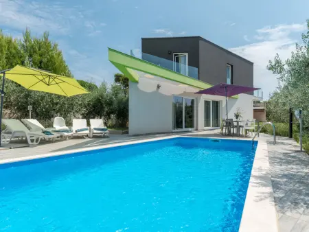 Villa Nika - Maison 4 chambres piscine chauffée : photo 6