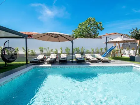 Villa Paradise à Medulin : 4 chambres, piscine privée : photo 3