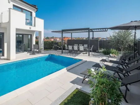 Villa Freya à Medulin : maison 4 chambres avec piscine : photo 4