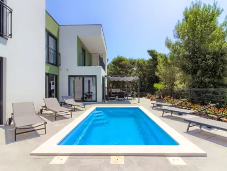Villa Flavia à Medulin : maison 4 chambres piscine privée : photo 6