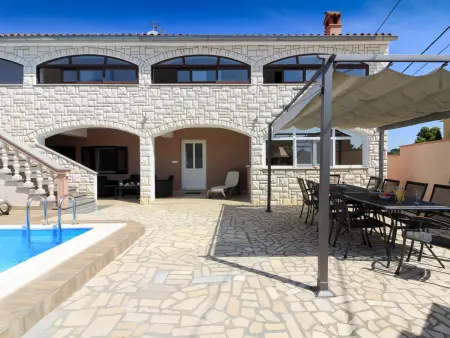 Villa Dvori, 4 chambres avec piscine privée : photo 33