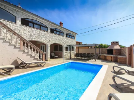 Villa Dvori, 4 chambres avec piscine privée : photo 42