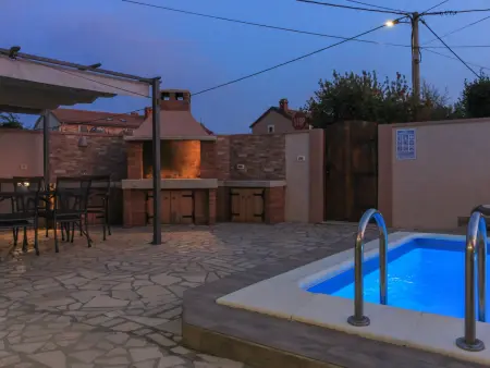 Villa Dvori, 4 chambres avec piscine privée : photo 47