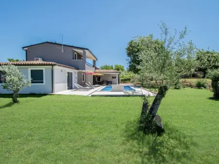 Villa Vala, maison 8 personnes avec piscine en Istrie : photo 1