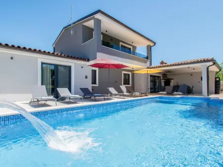 Villa Vala, maison 8 personnes avec piscine en Istrie : photo 2