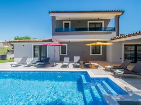 Villa Vala, maison 8 personnes avec piscine en Istrie : photo 4
