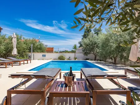 Villa Javor – Maison 4 chambres avec piscine privée : photo 11