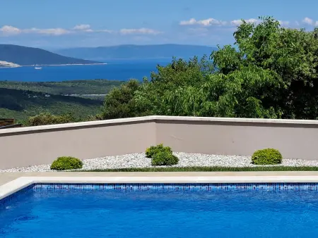 Villa KavranLux : maison avec piscine privée à Krnica : photo 3