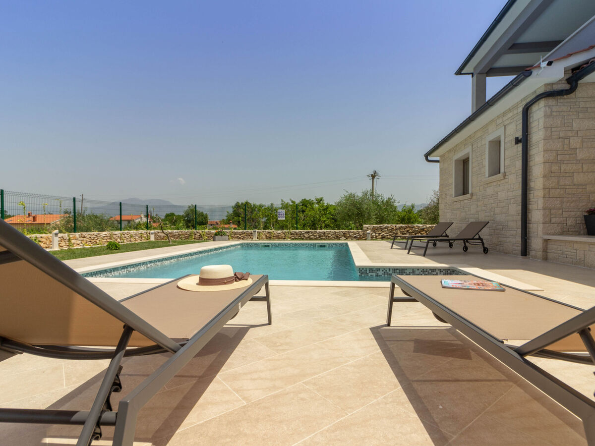 Villa Aeris : maison 3 chambres piscine privée à Labin - Photo 3