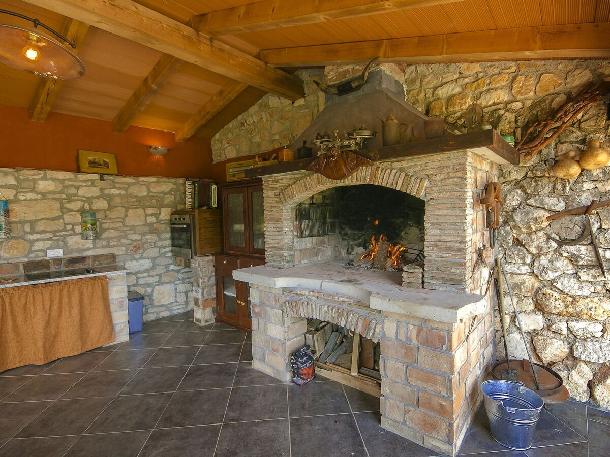 Villa Natura II : pierre et piscine privée à Drenje - Photo 4