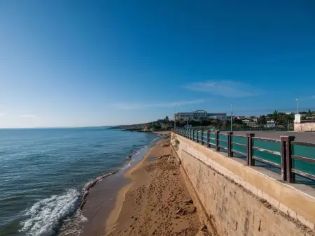 Haus in Lido Di Noto mit privatem Parkplatz, Maison 6 personnes à Calabernardo - Photo 1