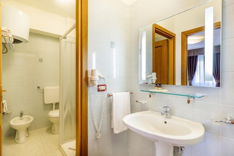 Rina Sea Apartments Bilo, 150 m de la plage - Photo 16